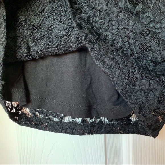 π Forever 21 Black Lace 3/4 Sleeve Top size S NWT - Picture 8 of 8